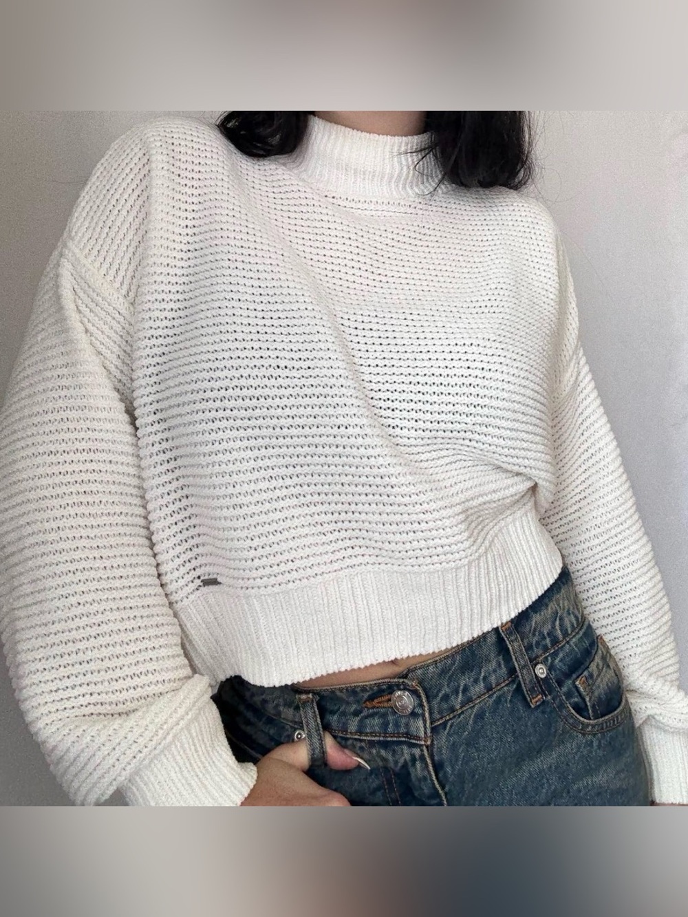 Hollister mock neck knit sweater with an oversized, cropped fit Size Small